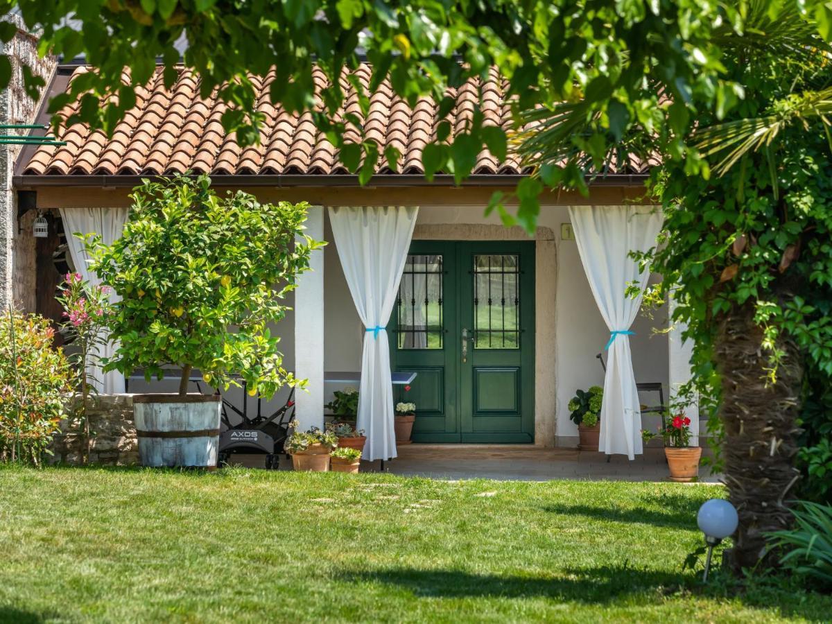 Holiday Home Marija - Roj422 By Interhome Zminj Bagian luar foto