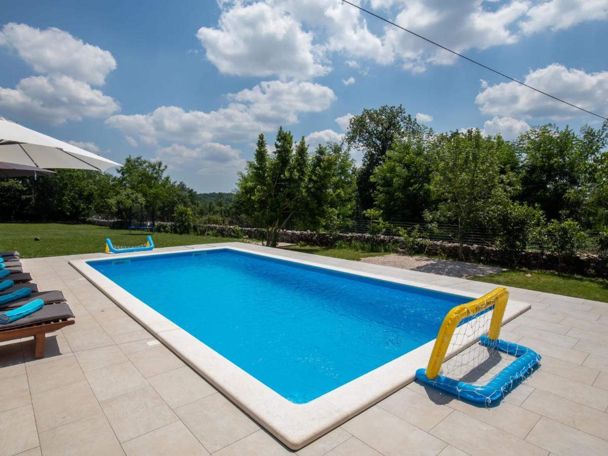 Holiday Home Marija - Roj422 By Interhome Zminj Bagian luar foto
