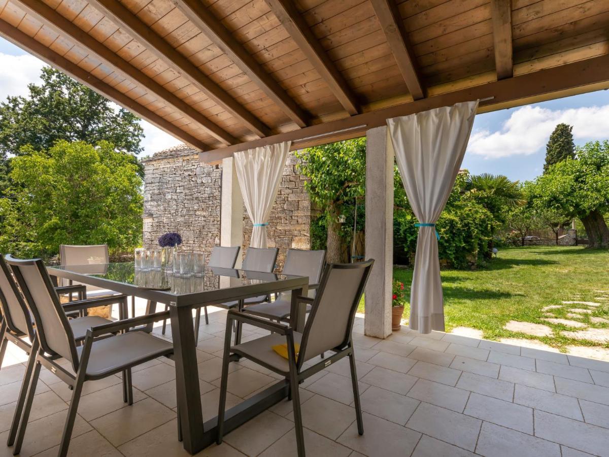 Holiday Home Marija - Roj422 By Interhome Zminj Bagian luar foto